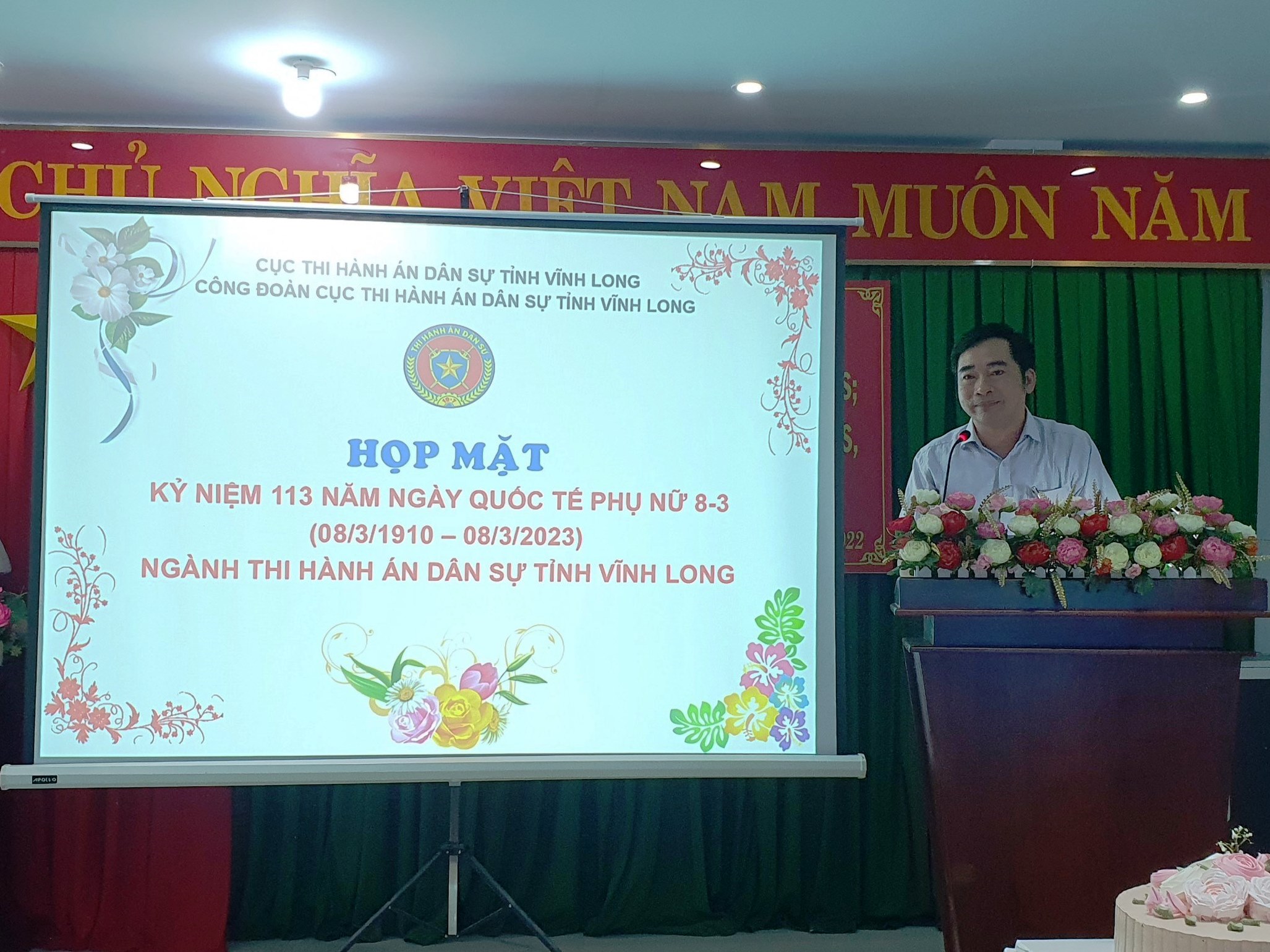 Họp mặt Kỷ niệm 113 năm ngày Quốc tế Phụ nữ 8-3 (08/3/1910 - 08/3/2023) ngành Thi hành án dân sự tỉnh Vĩnh Long