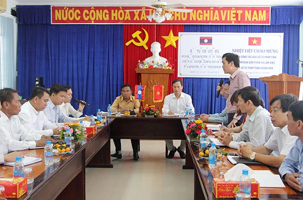 Đoàn công tác Sở Tư pháp tỉnh Champasak đến thăm và làm việc với Sở Tư pháp Khánh Hòa