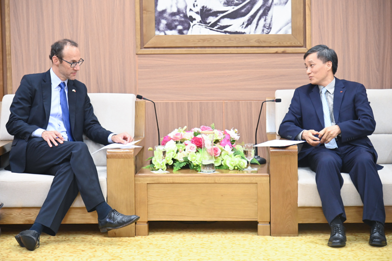 Tiếp tục thiết lập mối quan hệ trực tiếp giữa các cơ quan của Việt Nam - Canada