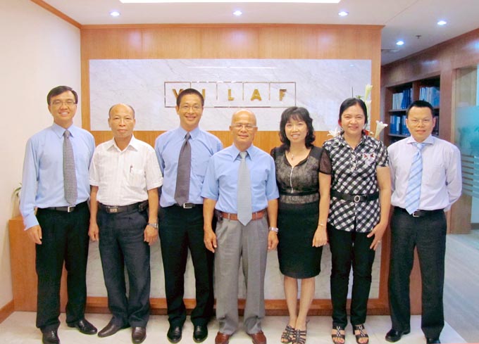 Deputy Minister Nguyen Duc Chinh to visit law offices in Ha Noi