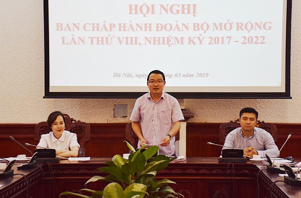 Hội nghị lần thứ tám Ban Chấp hành Đoàn Thanh niên Bộ khóa VI