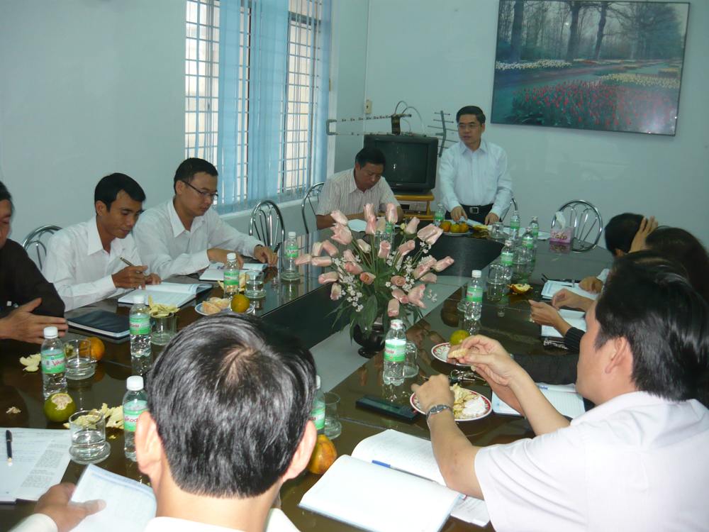 Deputy Minister of Justice Dinh Trung Tung to visit Khanh Hoa provincial department of justice