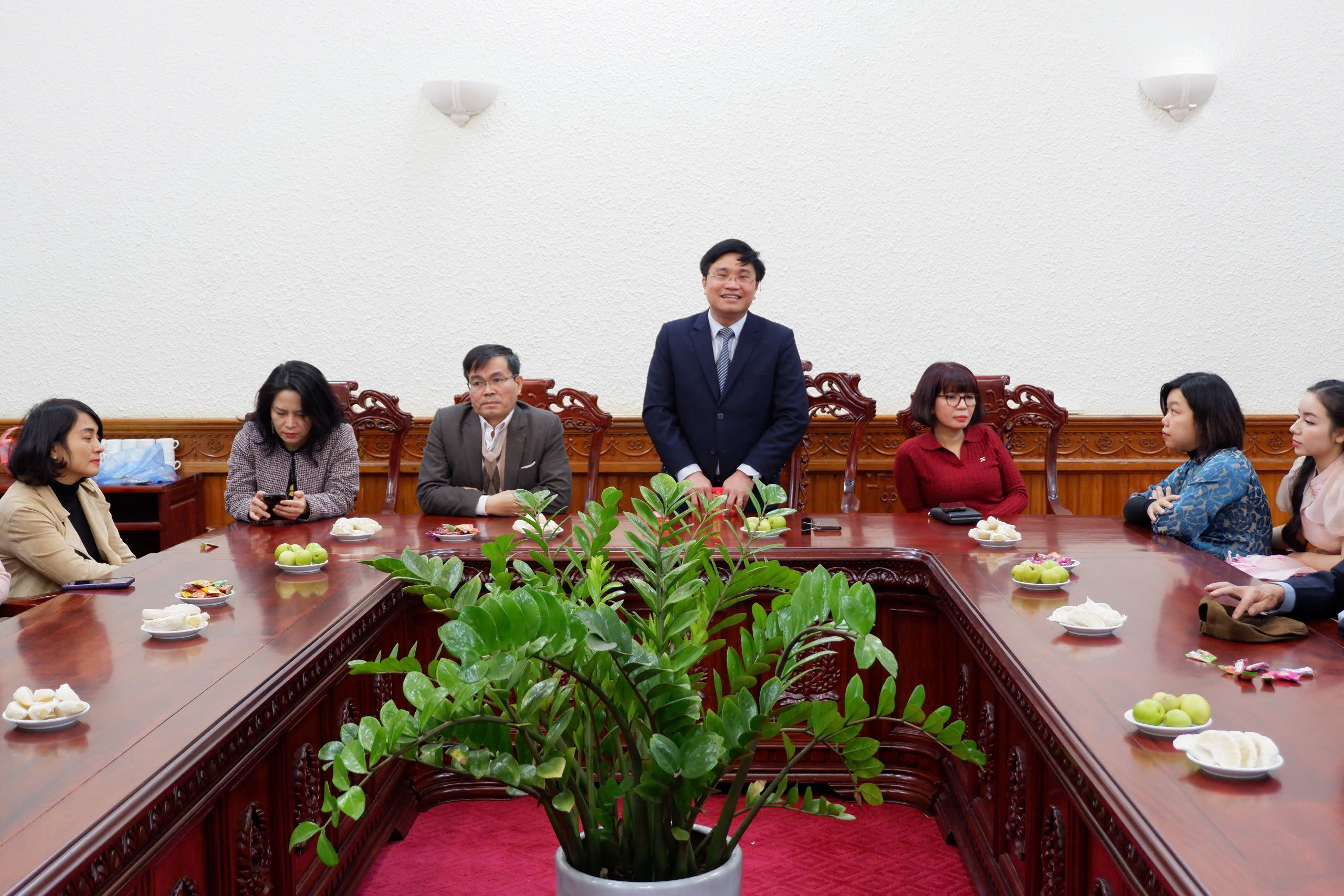 Tọa đàm sinh hoạt khoa học: “Nghị quyết 57-NQ/TW ngày 22/12/2024 của Bộ Chính trị: Cơ hội và những vấn đề đặt ra đối với sự phát triển của Viện Chiến lược và Khoa học pháp lý”