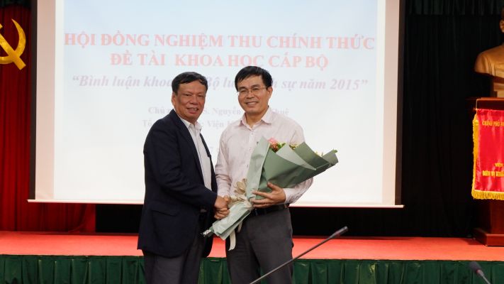 Bảo vệ thành công đề tài nghiên cứu khoa học cấp Bộ “Bình luận khoa học Bộ luật Hình sự năm 2015”