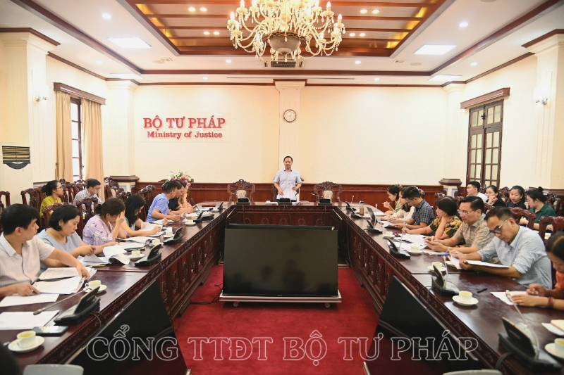 Thúc đẩy tiến độ xây dựng, ban hành các văn bản quy định chi tiết thi hành luật, pháp lệnh