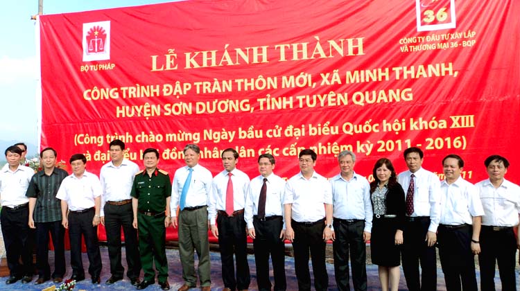 Tập thể Lãnh đạo tại Lễ Khánh thành Đập tràn