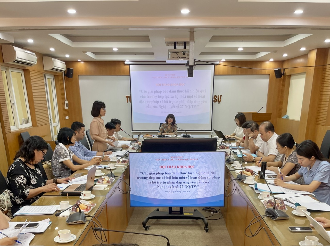 Hội thảo “Các giải pháp bảo đảm thực hiện hiệu quả chủ trương tiếp tục xã hội hóa một số hoạt động tư pháp và bổ trợ tư pháp đáp ứng yêu cầu của Nghị quyết số 27-NQ/TW”