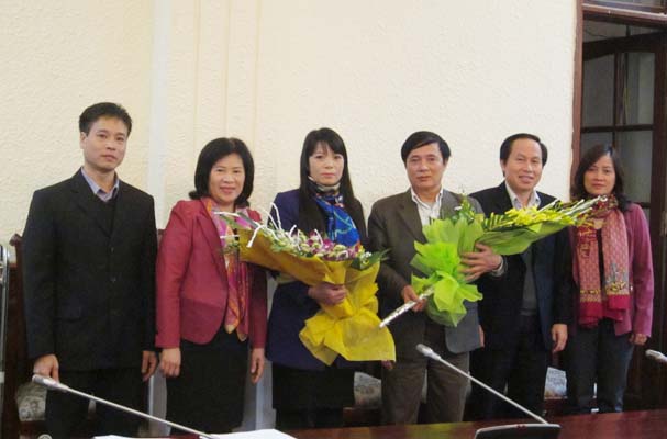 Bàn giao công tác lãnh đạo Vụ Thi đua – Khen thưởng