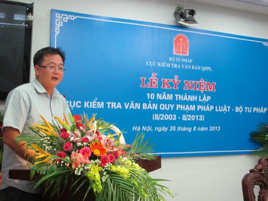 1004 Kyniem10nam07.jpg