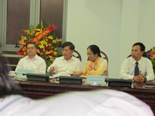 1004 Kyniem10nam12.jpg