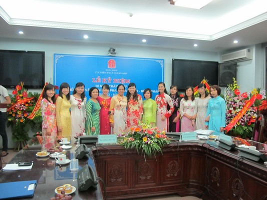 1004 Kyniem10nam13.jpg