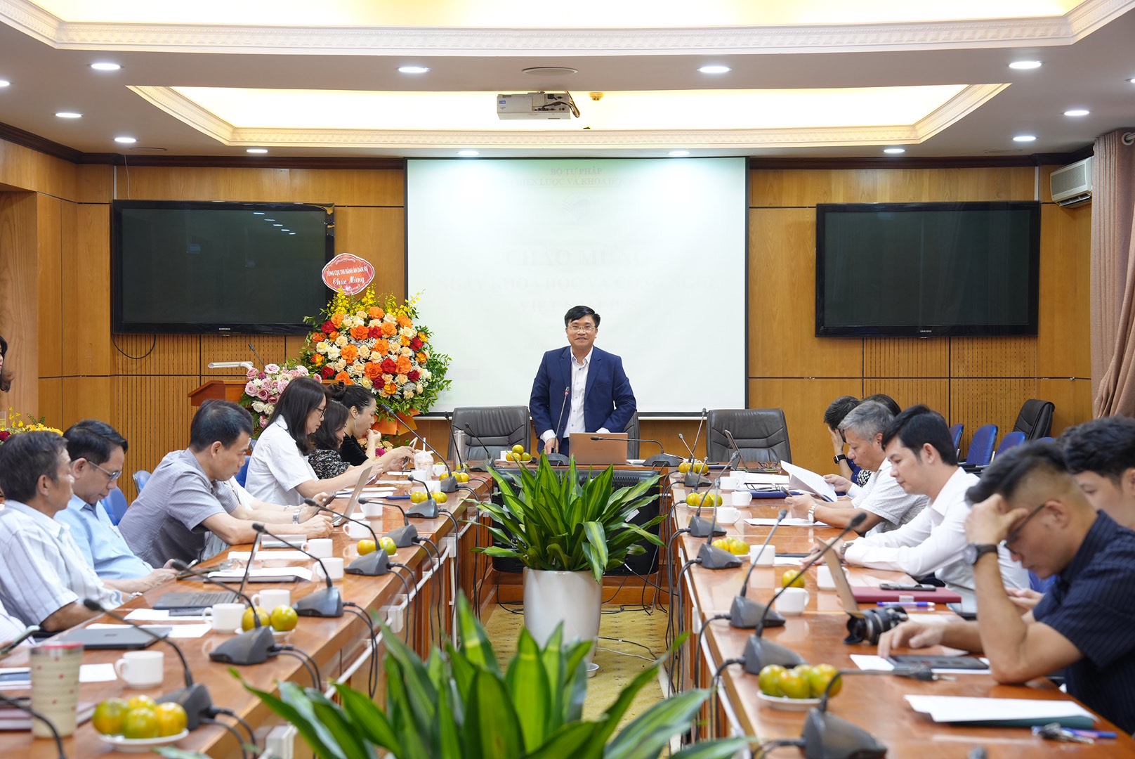 Bộ Tư pháp tổ chức nhiều hoạt động hưởng ứng Ngày Khoa học và Công nghệ Việt Nam năm 2024