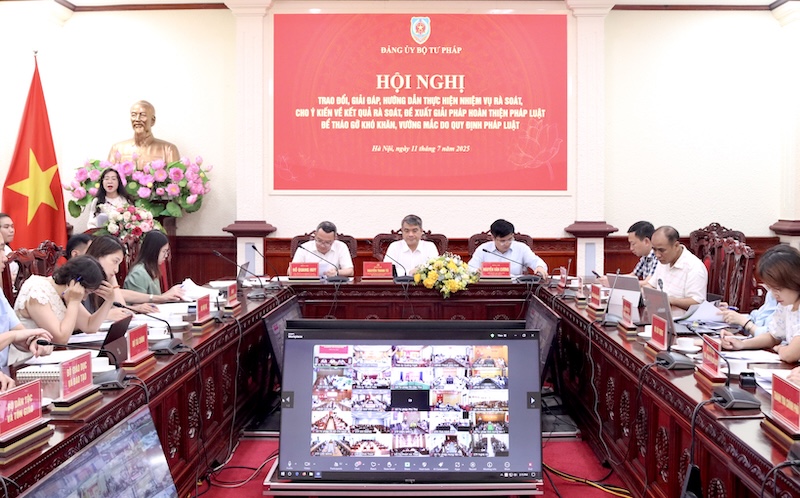 Tháo gỡ điểm nghẽn pháp luật, kiến tạo cơ chế mới từ thực tiễn quản lý