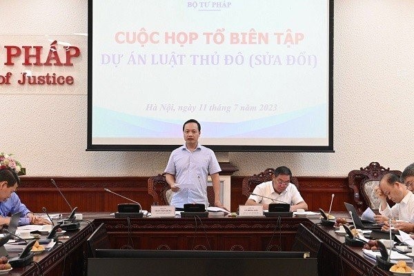 Cuộc họp Tổ biên tập dự án Luật Thủ đô (sửa đổi)