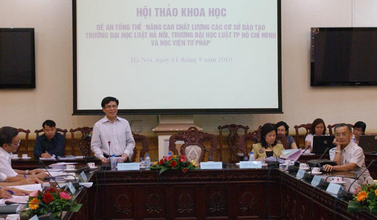 Thứ trưởng thường trực phát biểu tổng kết Hội thảo