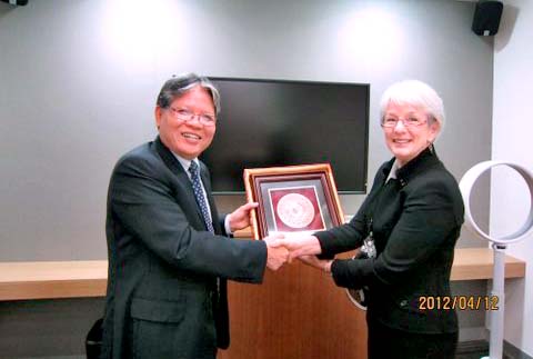 Minister Ha Hung Cuong to visit the Human Rights Commission