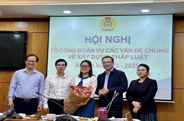 Hội nghị Tổ công đoàn Vụ Các vấn đề chung về xây dựng pháp luật nhiệm kỳ 2023 - 2025