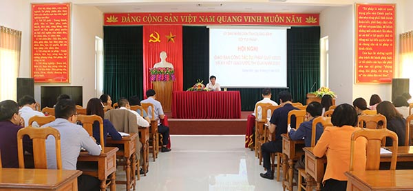 Sở Tư pháp Quảng Bình triển khai công tác tư pháp và ký kết giao ước thi đua năm 2020
