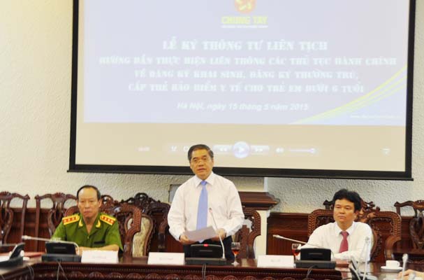 Tiết kiệm hàng trăm tỷ đồng khi liên thông các thủ tục hành chính cho trẻ dưới 6 tuổi