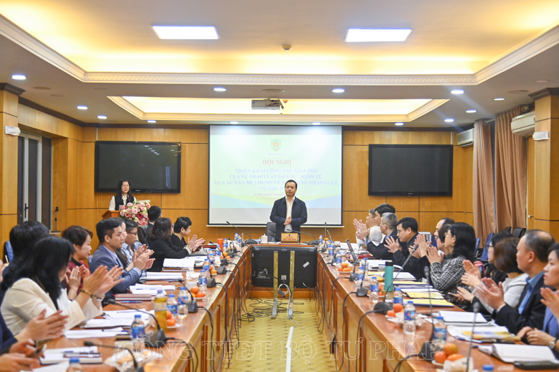 Nhiều đổi mới trong công tác xây dựng, thẩm định văn bản QPPL, công tác QLNN về nuôi con nuôi