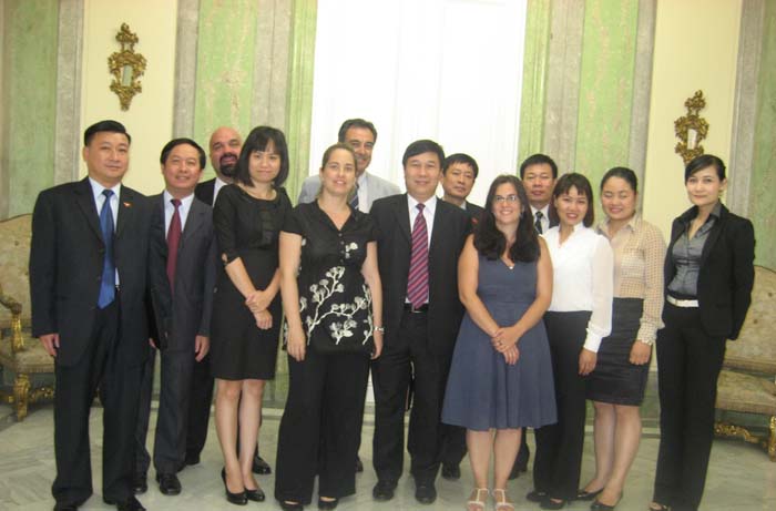 Negotiation of conventions on extradition and on the transfer of sentenced persons between the Socialist Republic of Vietnam and the Kingdom of Spain