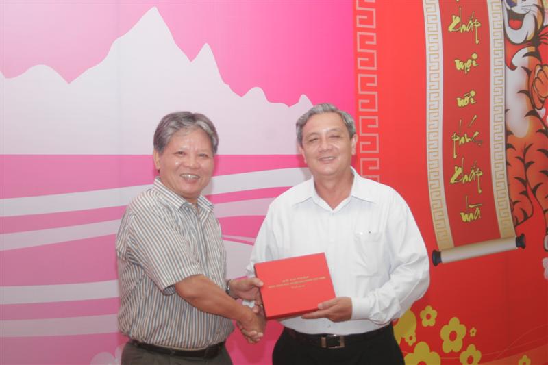 Minister of Justice Ha Hung Cuong hailed An Giang’s legal document examination