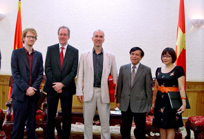 Standing Deputy Minister of Justice receives delegation of FES Institute