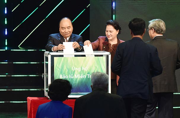 Thủ tướng kêu gọi doanh nghiệp và người dân chung tay vì người nghèo