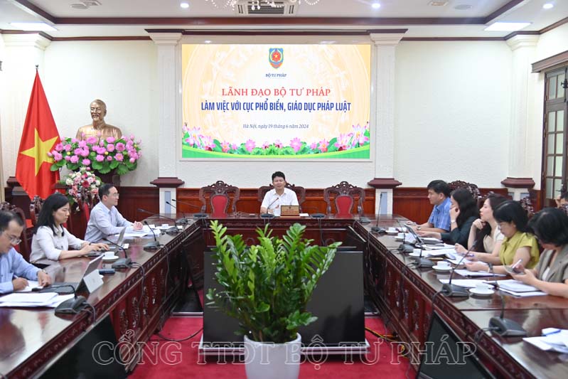 Tiếp tục hoàn thiện Khung tiêu chí đánh giá hiệu quả công tác phổ biến, giáo dục pháp luật