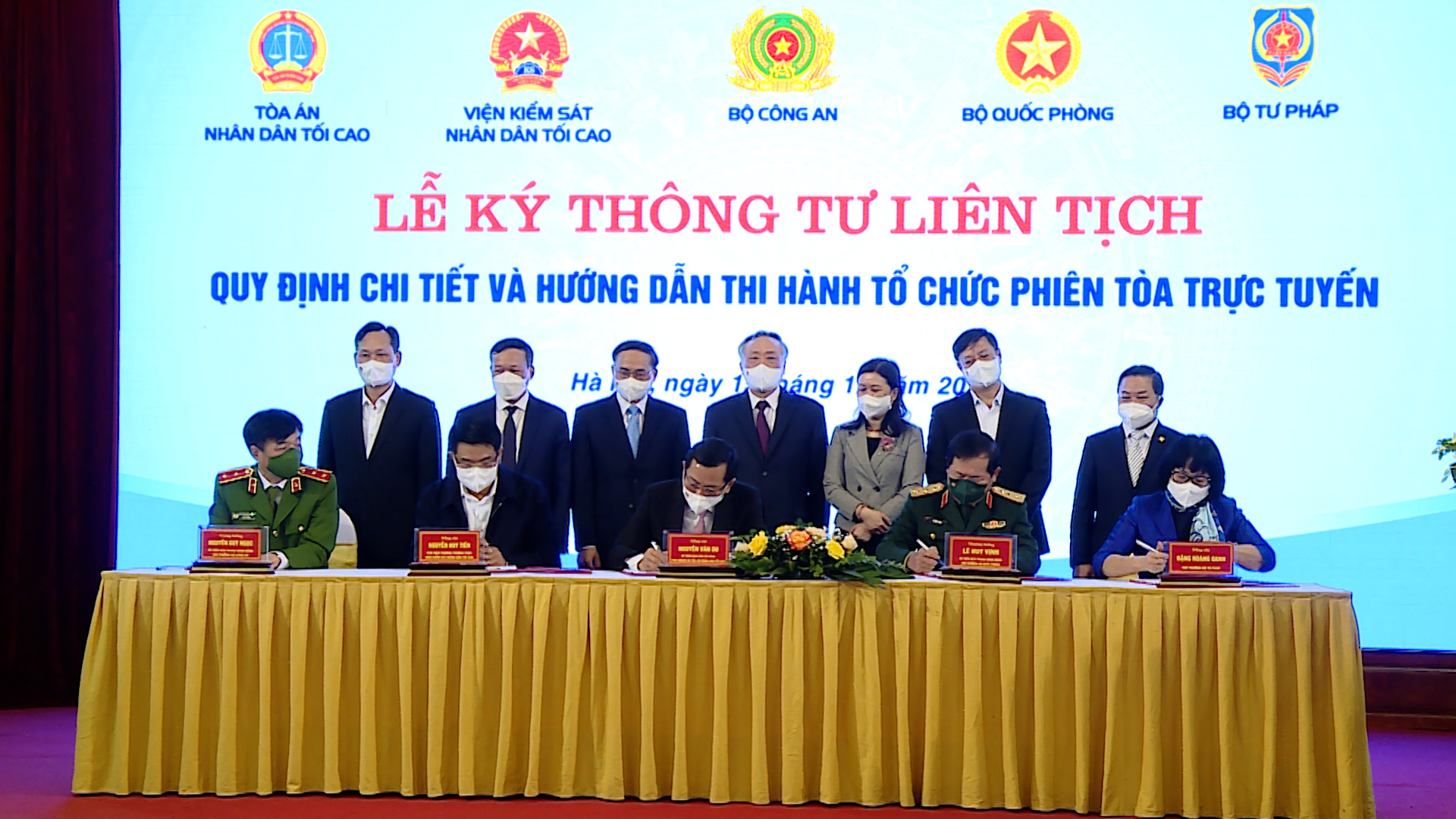 Ký kết Thông tư liên tịch hướng dẫn thi hành tổ chức phiên toà trực tuyến