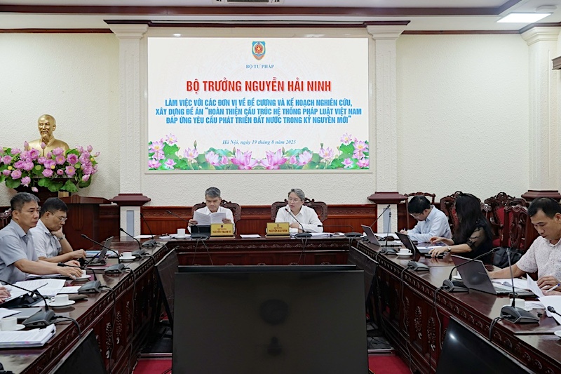 Hoàn thiện cấu trúc hệ thống pháp luật Việt Nam đáp ứng yêu cầu phát triển đất nước trong kỷ nguyên mới
