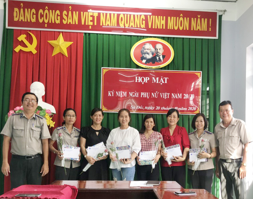 Công đoàn Chi cục Thi hành án dân sự thành phố Sa Đéc họp mặt kỷ niệm 90 năm ngày thành lập Hội Liên hiệp Phụ nữ Việt Nam (20/10/1930 - 20/10/2020)