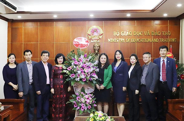 Lãnh đạo Bộ Tư pháp chúc mừng Bộ Giáo dục & Đào tạo nhân Ngày Nhà giáo Việt Nam 20/11