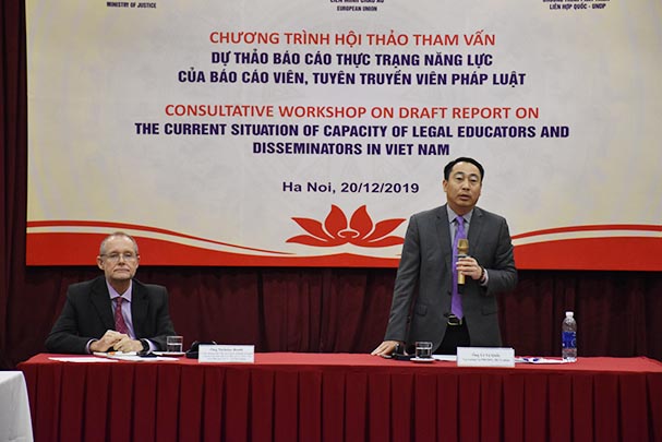 Phát triển đội ngũ báo cáo viên, tuyên truyền viên pháp luật theo hướng chuyên sâu, chuyên biệt, chuyên nghiệp