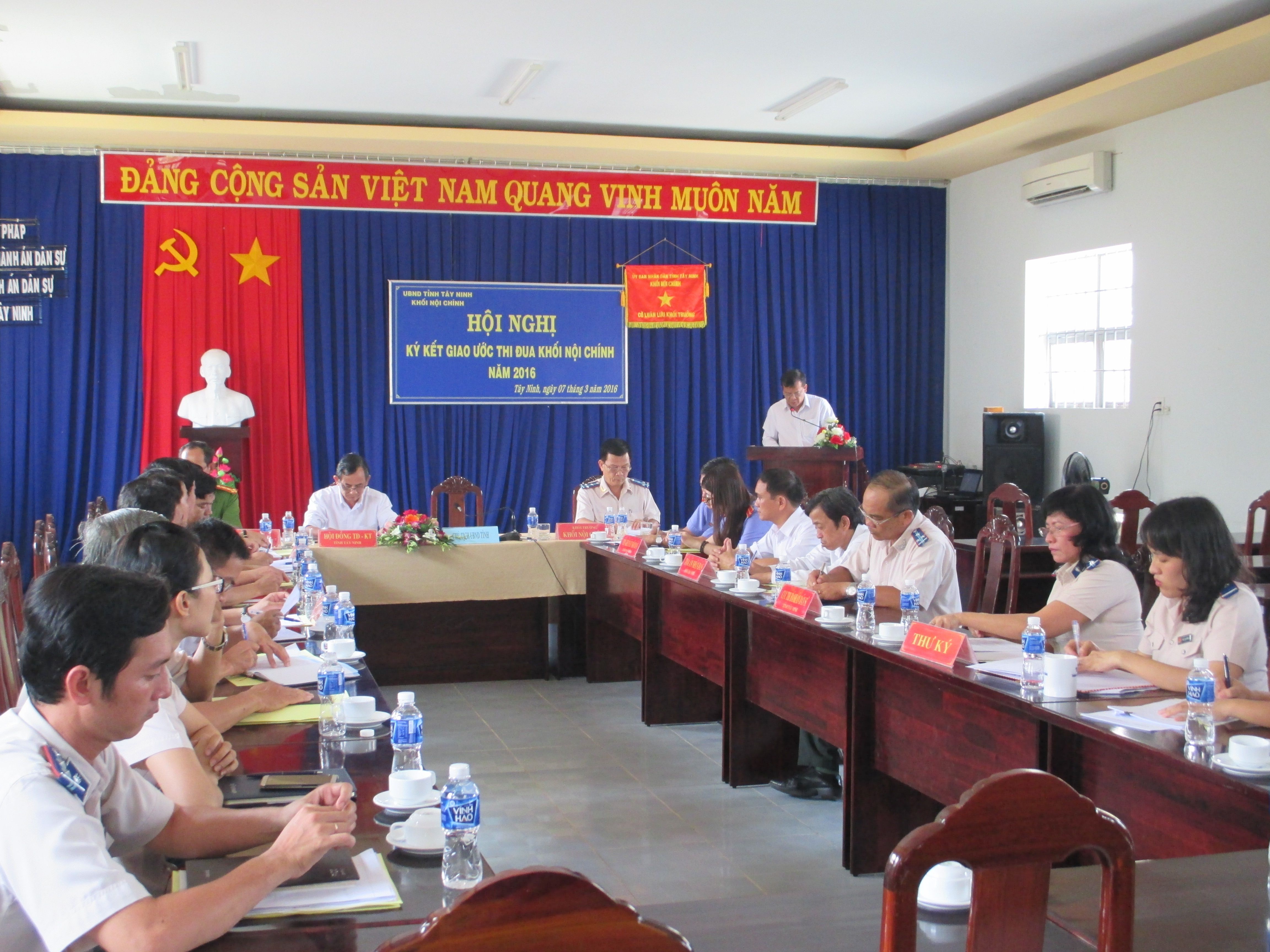 Ảnh đồng chí Phạm Văn Tân phát biểu chỉ đạo