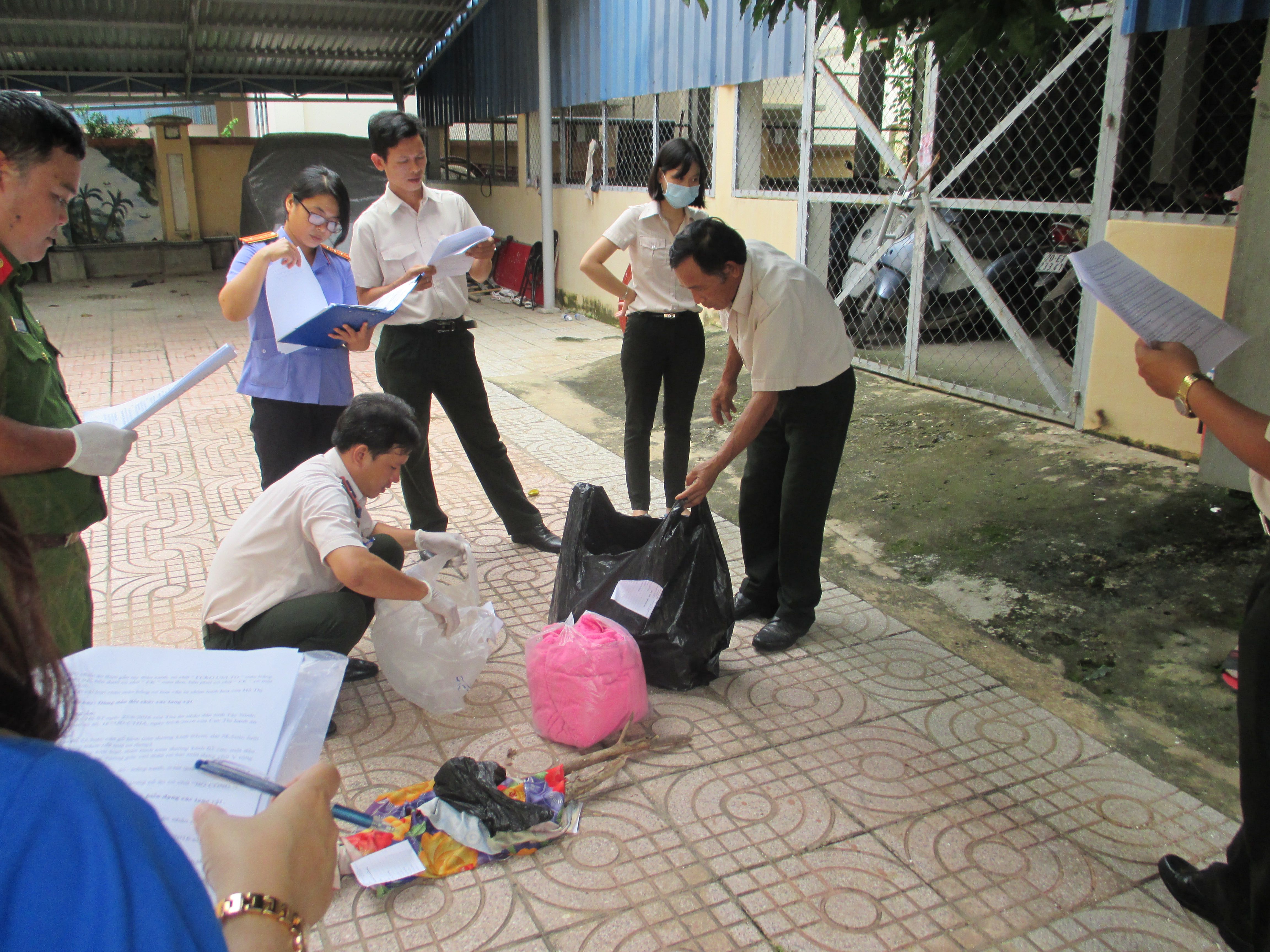 Cục Thi hành án dân sự tỉnh Tây Ninh tổ chức tiêu hủy tang vật trong tháng 8 năm 2016