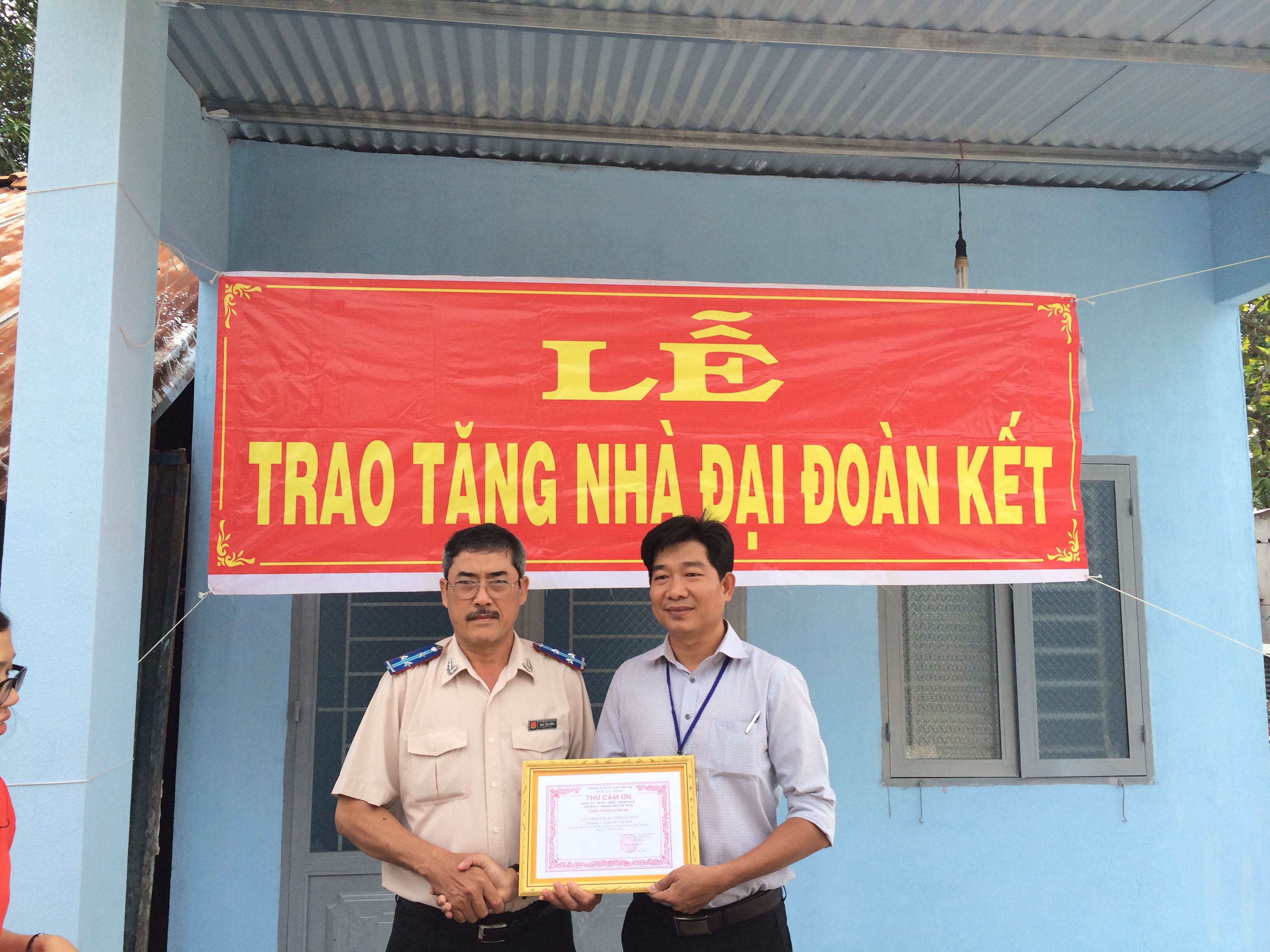 Cục Thi hành án dân sự tỉnh Tây Ninh tích cực hưởng ứng phong trào thi đua “Chung sức xây dựng nông thôn mới” năm 2017