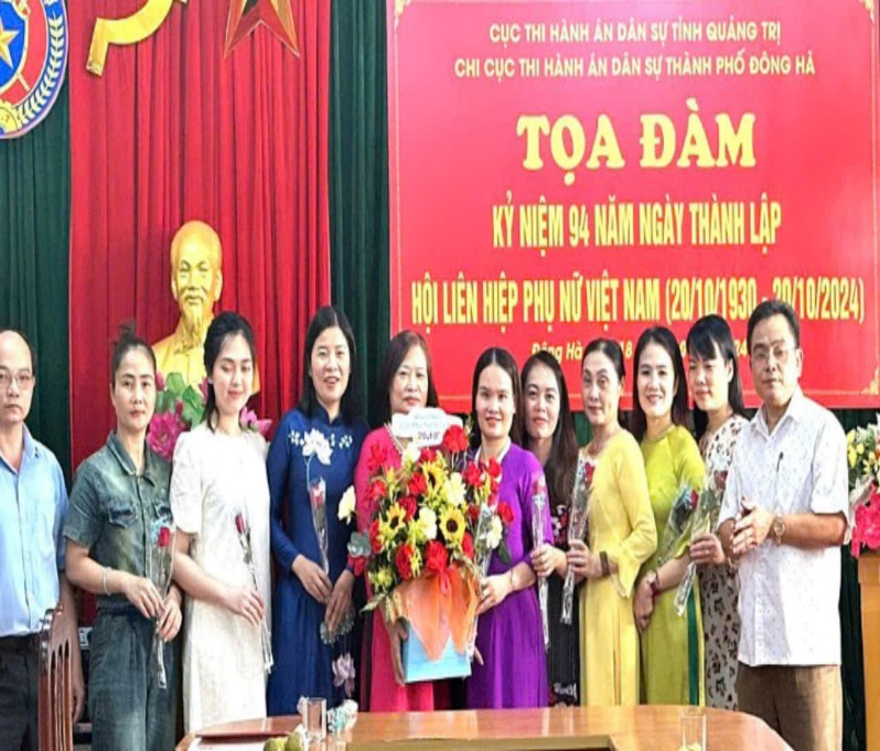 TỌA ĐÀM KỶ NIỆM 94 NĂM NGÀY PHỤ NỮ VIỆT NAM
