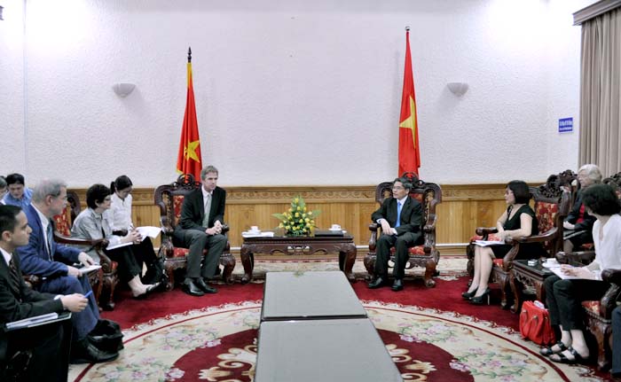 The huge demand for building and perfecting the legal system of Vietnam