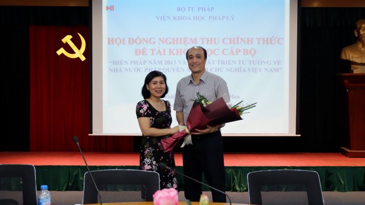 Tin nghiệm thu đề tài khoa học cấp Bộ “Hiến pháp năm 2013 và sự phát triển tư tưởng về Nhà nước pháp quyền xã hội chủ nghĩa Việt Nam”