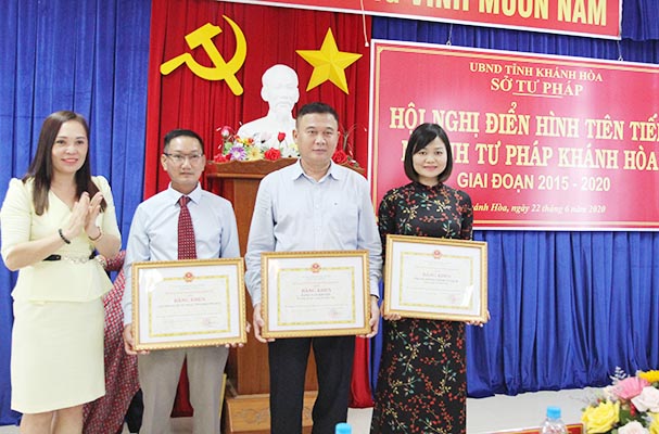 Khánh Hòa: Tổ chức thành công Hội nghị điển hình tiên tiến giai đoạn 2016 – 2020