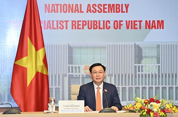 Nhật Bản cam kết tiếp tục hỗ trợ Việt Nam tiêm ngừa COVID-19