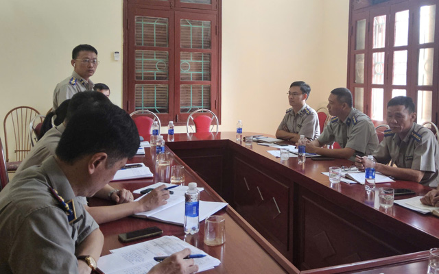 Đồng chí Trưởng THADS Trần Văn Dũng làm việc tại Phòng THADS khu vực 9