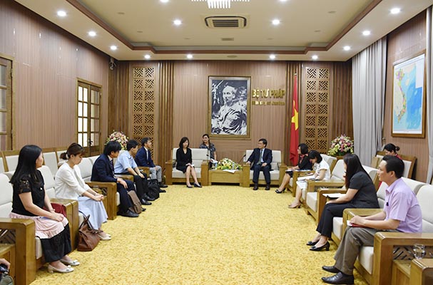 Thứ trưởng Nguyễn Khánh Ngọc tiếp chuyên gia Dự án JICA