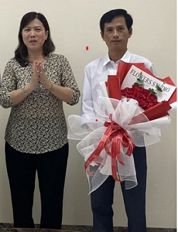 Chi cục Thi hành án dân sự huyện Ngọc Hiển, công bố quyết định cuẩn y Bí thư chi bộ nhiệm kỳ 2020-2025