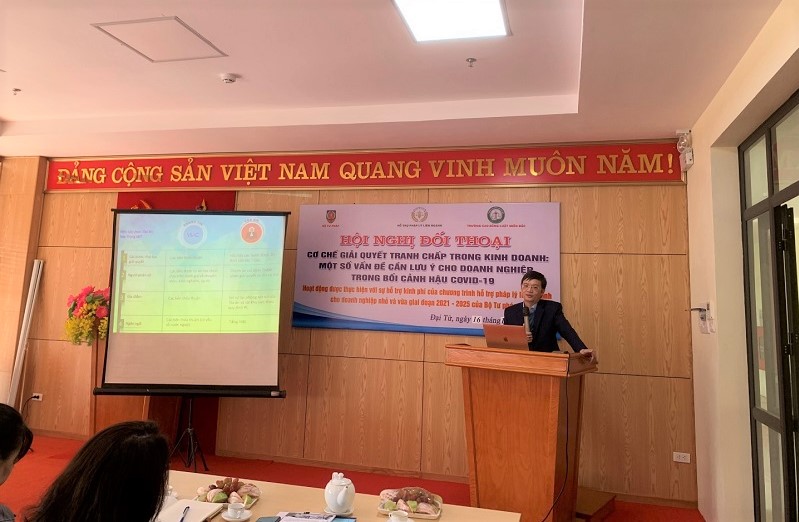 Trường Cao đẳng Luật Miền Bắc tổ chức Hội nghị hỗ trợ pháp lý liên ngành cho doanh nghiệp nhỏ và vừa.