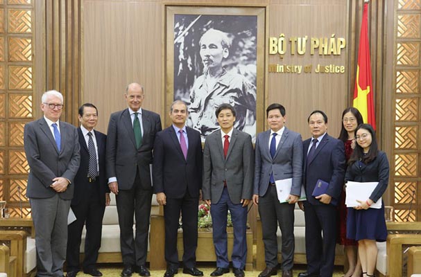 UNHCR thúc đẩy hợp tác với các cơ quan pháp luật và tư pháp Việt Nam