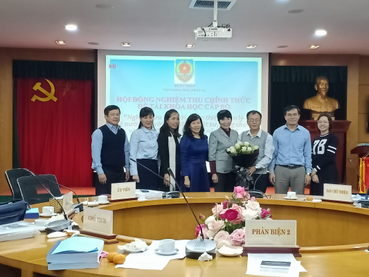 Tin nghiệm thu chính thức đề tài khoa học cấp Bộ “Nghiên cứu đổi mới, hoàn thiện quản lý nhà nước đối với hoạt động luật sư, công chứng và giám định tư pháp đến năm 2030”