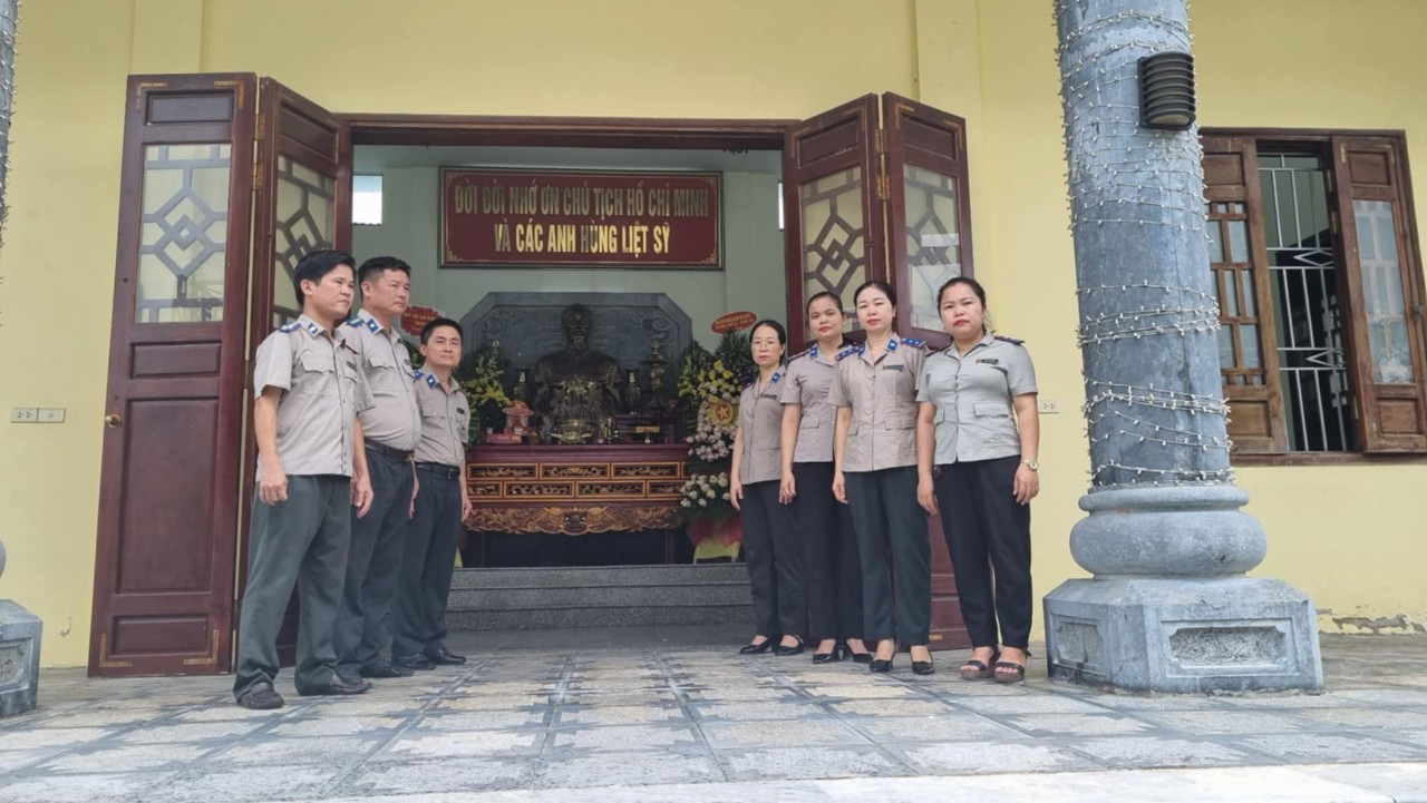 Hoạt động tri ân của Chi cục thi hành án dân sự huyện Đô Lương nhân dịp 78 năm ngành truyền thống ngành thi hành án dân sự 19/7/1946 – 19/7/2024.