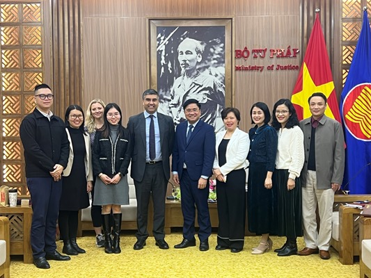 Viện Chiến lược và Khoa học pháp lý chủ trì tiếp đón Đoàn chuyên gia của Vụ Công nghệ quốc tế, Bộ Ngoại giao và Phát triển Vương quốc Anh